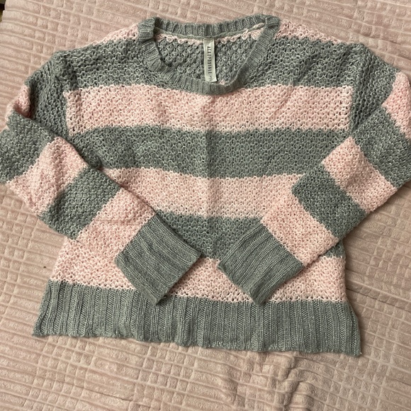 Small sweater with stripes - Picture 1 of 3